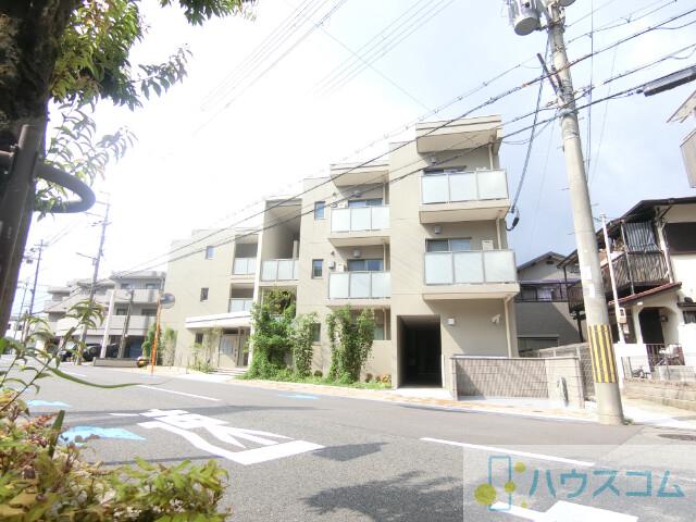 2/30 外観