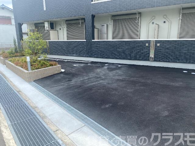 21/27 駐車場