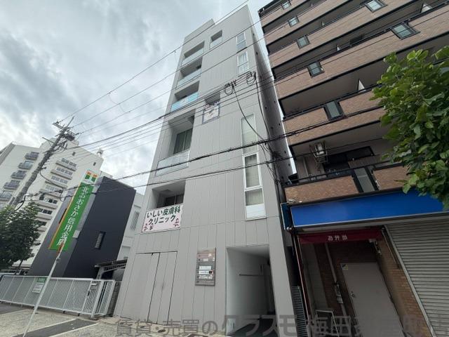 2/4 外観