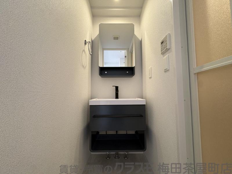 21/30 洗面