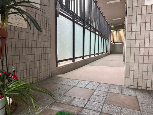 2/8 エントランス