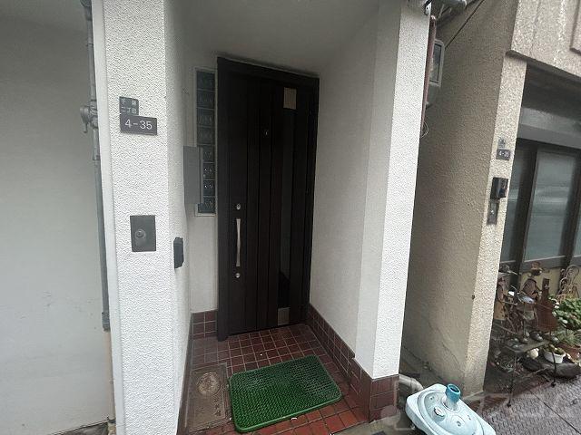 26/30 エントランス