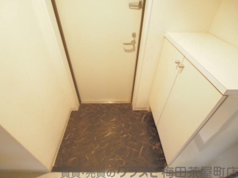 17/30 玄関