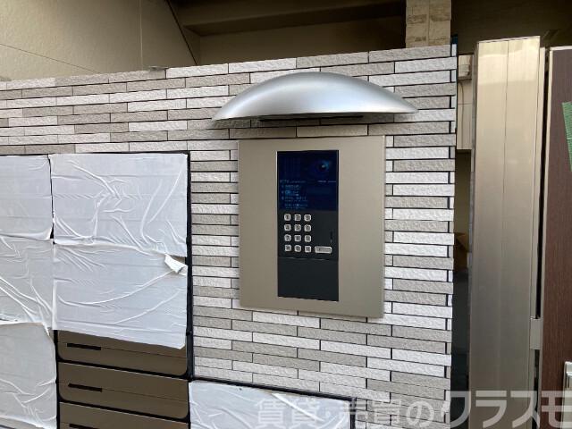 19/30 エントランス