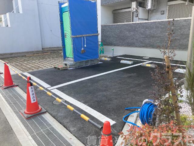 20/30 駐車場