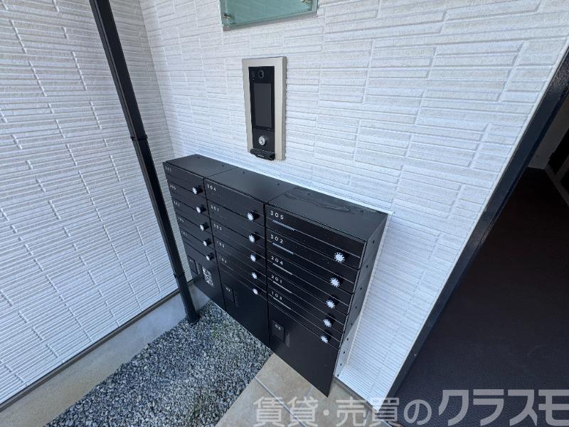 21/28 エントランス