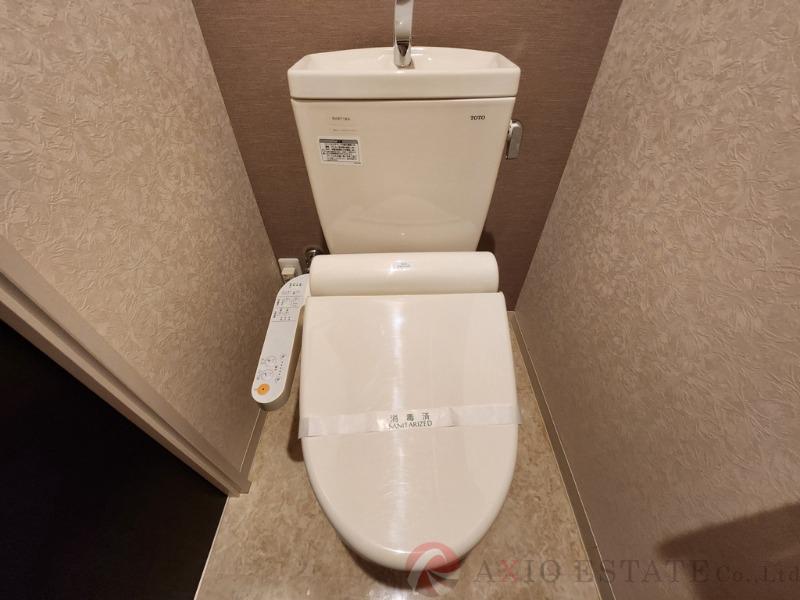 20/30 トイレ