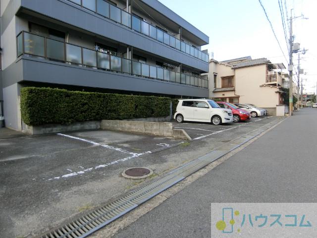 3/5 駐車場