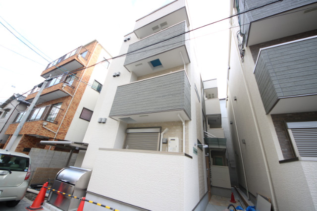 2/30 外観