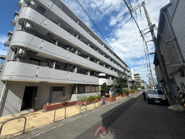 2/30 外観