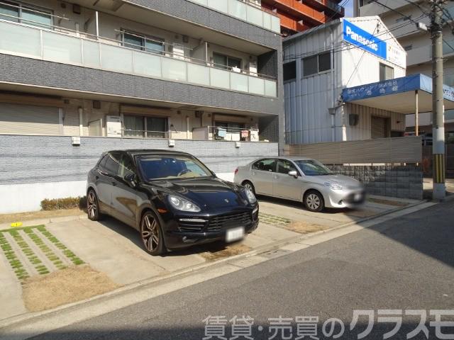 2/10 駐車場