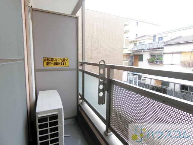 19/30 バルコニー