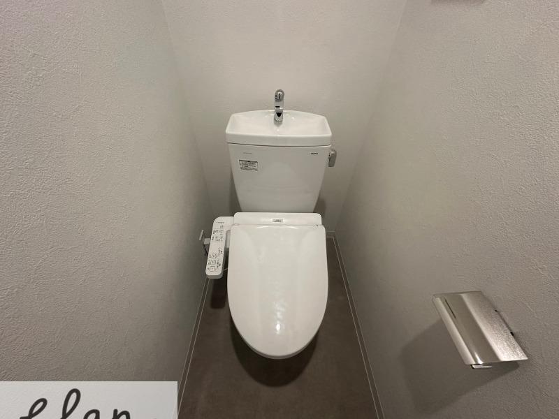 18/30 トイレ
