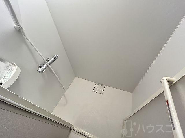 13/30 浴室