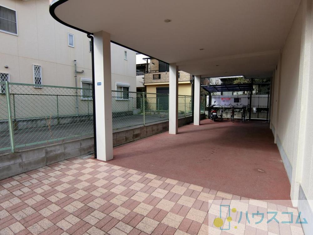3/6 駐車場