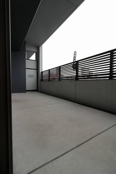 15/26 バルコニー