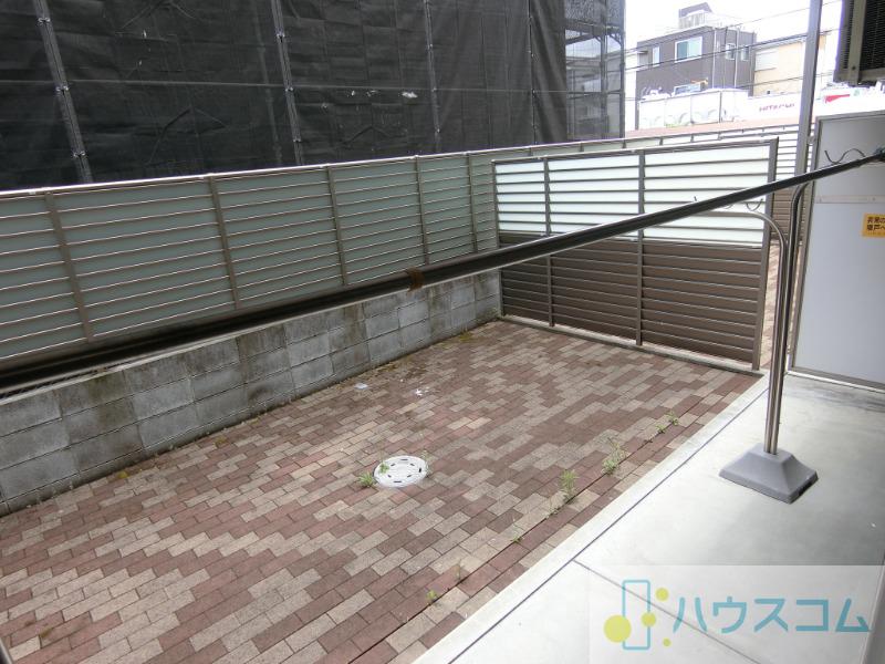 19/30 バルコニー