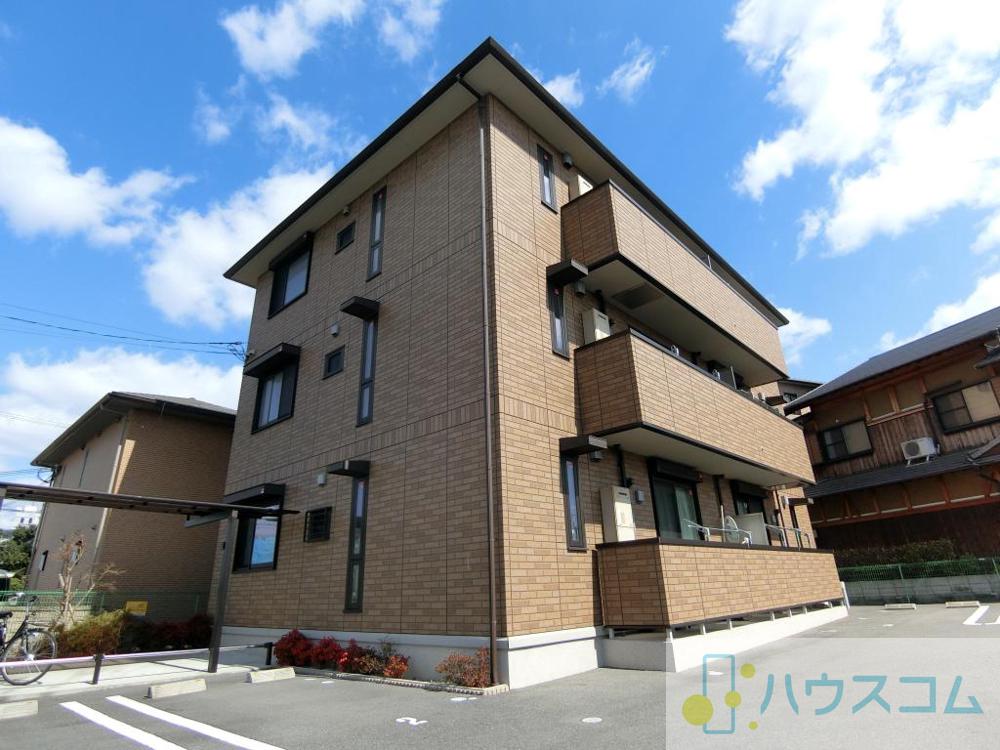 2/4 外観