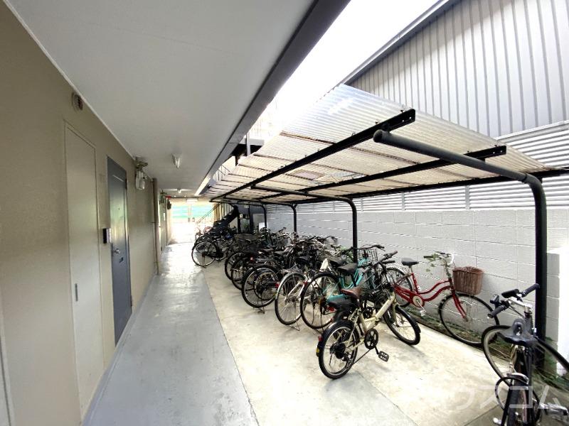 18/23 駐車場