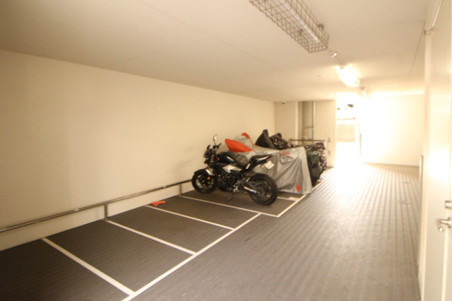 3/10 駐車場