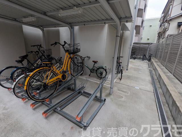 22/23 駐車場