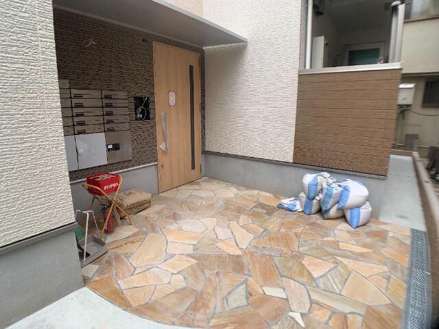 3/4 エントランス