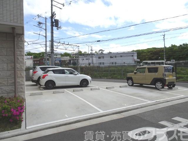 23/29 駐車場