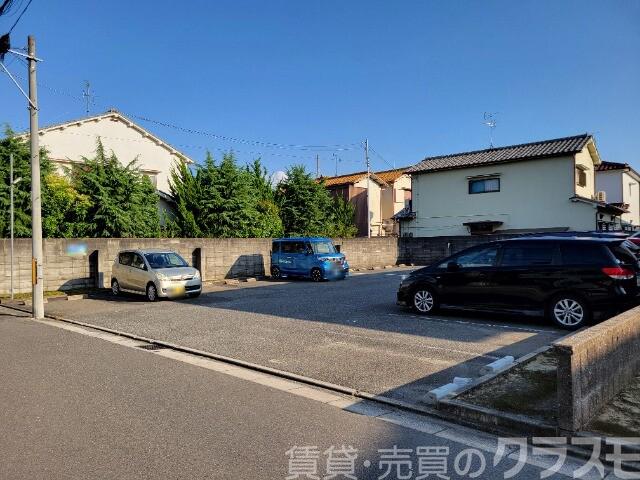 19/26 駐車場