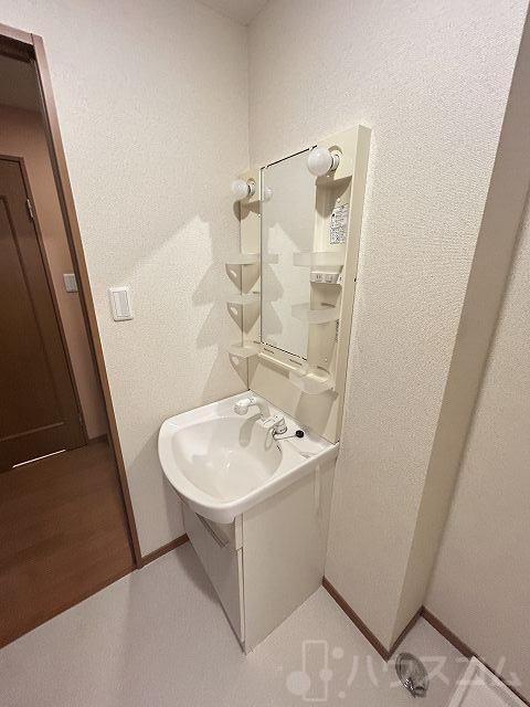 14/30 洗面
