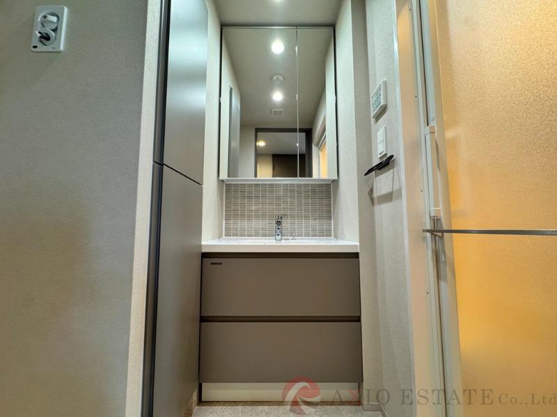 24/30 洗面