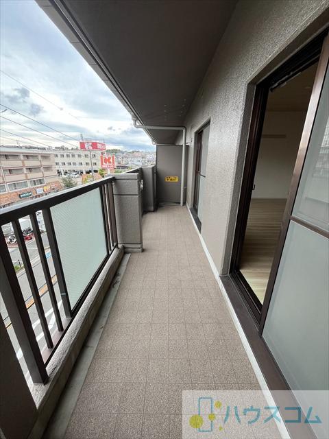 20/30 バルコニー