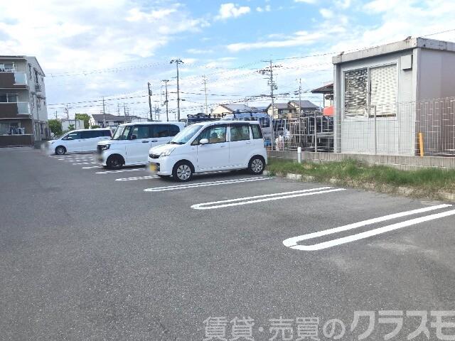 2/10 駐車場