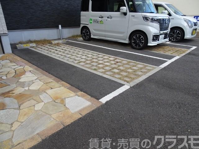 14/26 駐車場