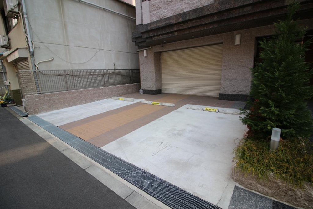 3/6 駐車場