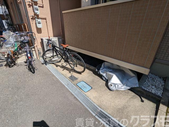 22/28 駐車場