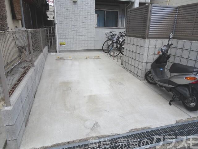 2/10 駐車場