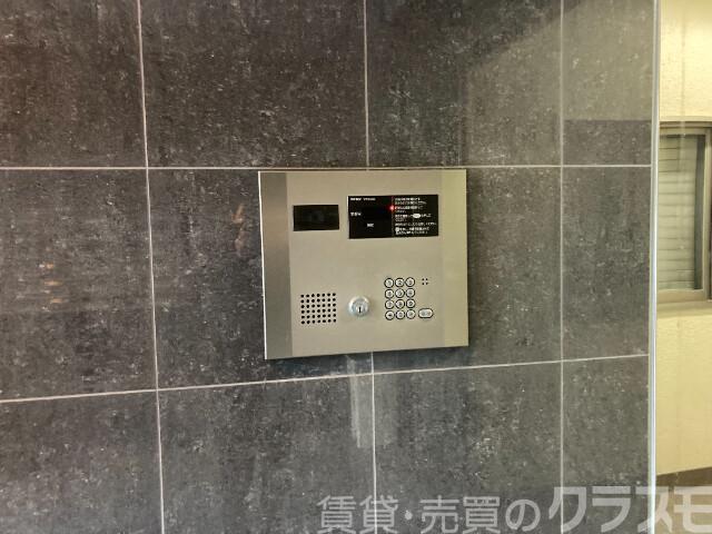 19/25 エントランス