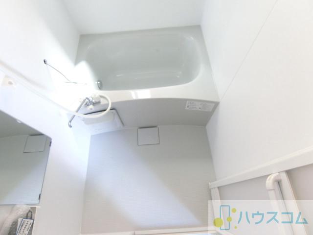 13/30 浴室