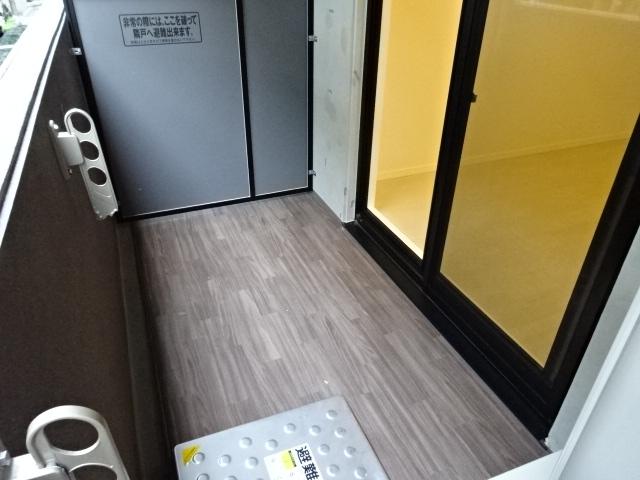 19/30 バルコニー