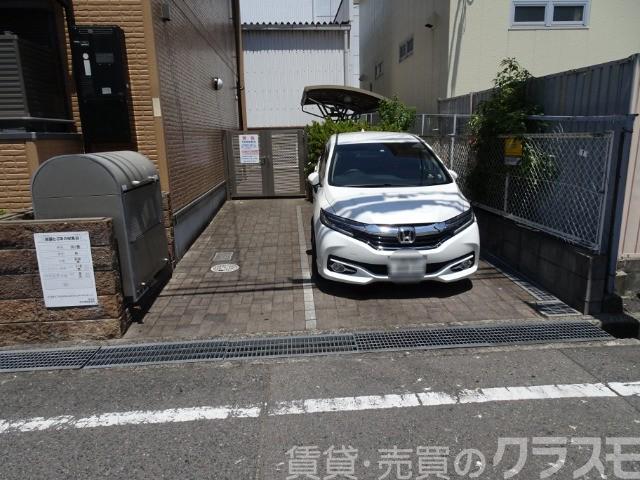 21/30 駐車場