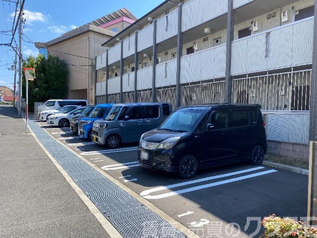22/30 駐車場