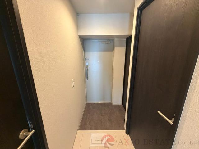 19/30 玄関