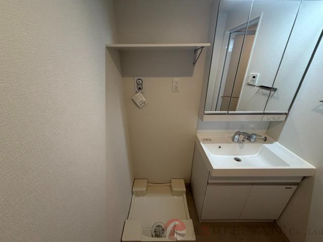 14/30 室内