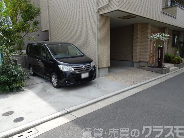 15/27 駐車場