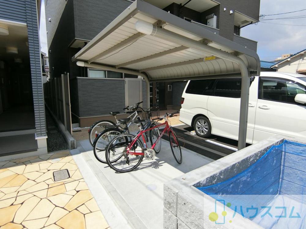 25/30 駐車場