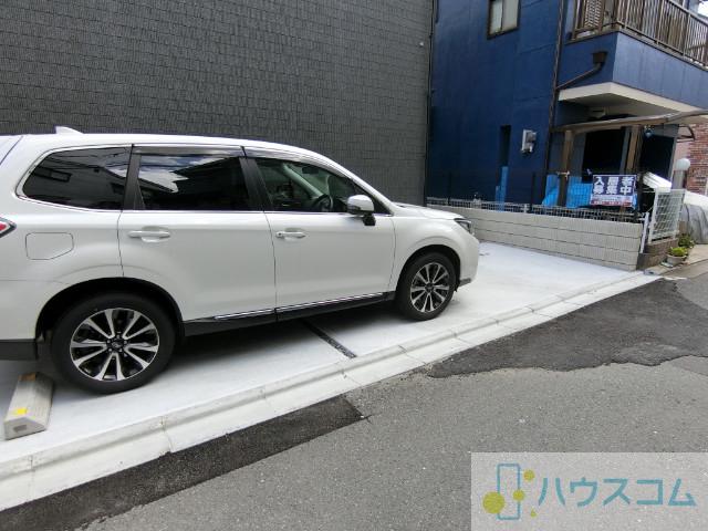 26/30 駐車場