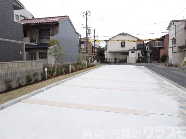 22/30 駐車場