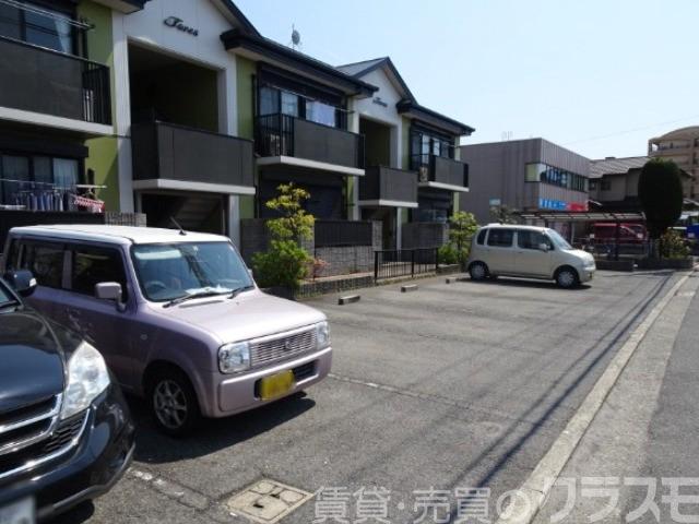 21/30 駐車場