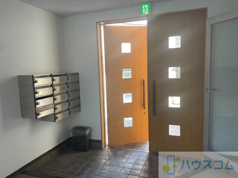 3/7 エントランス