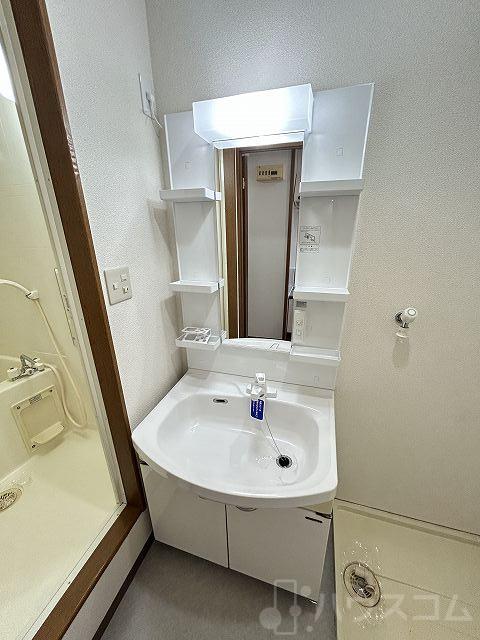 14/30 洗面